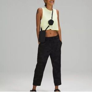 New Lululemon Modular Phone Crossbody Bag!